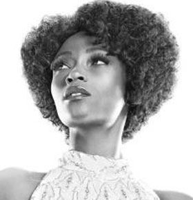 Whitney w Kinie Helios