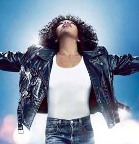 Whitney Houston. I Wanna Dance with Somebody – Premierowo w Kinie Helios Dąbrowa Górnicza