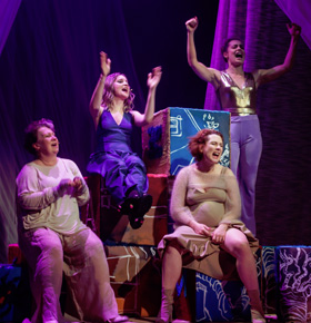 Spektakl Matki śnieżne – Teatr Polska PKZ Dąbrowa Górnicza